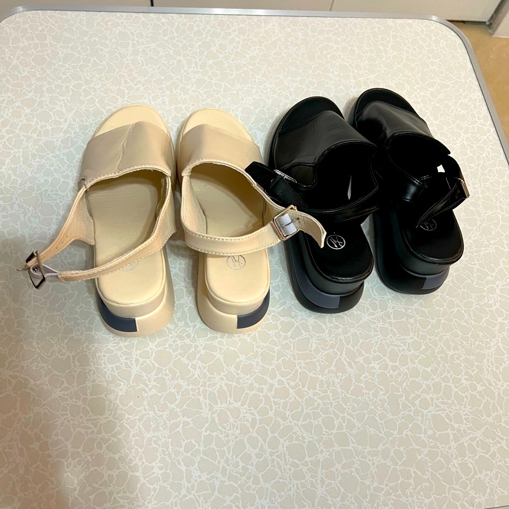 2 X Sandals with straps with wedged Women same size : 37” - Picture 2 of 6
